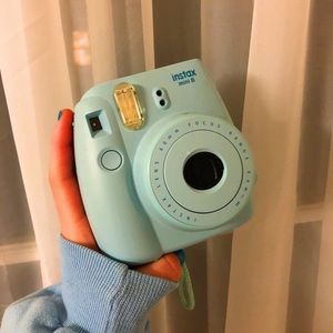 INSTAX MINI 8 Light Blue Polaroid Camera AND case